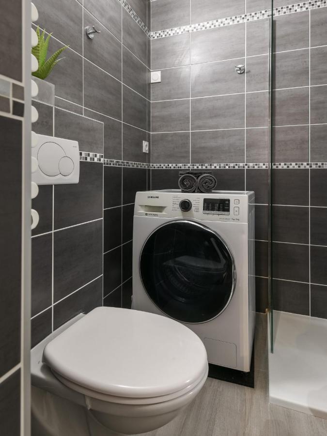 Au Nom De La Rose - Casa Vostra - Caution 800 Eur & Id Requises - Annemasse Apartment Exterior photo
