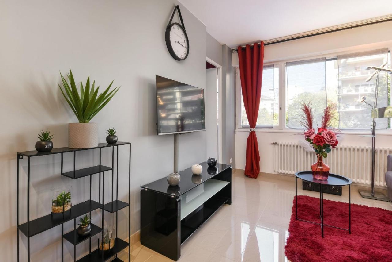 Au Nom De La Rose - Casa Vostra - Caution 800 Eur & Id Requises - Annemasse Apartment Exterior photo